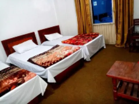 斯瓦特旅行酒店