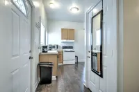 Capitol Hill Apartments - Condos