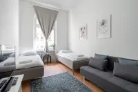 Historical 3Br Downtown Apartment with Sauna Hotels in 