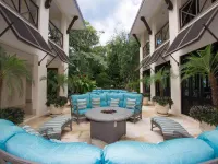 Impressively Designed 3rd-Floor Space Overlooking Pool in Coco
