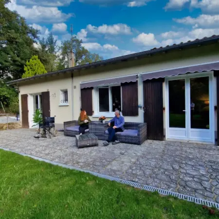 Accesible Countryside Retreat with Private Garden and All Modern Facilities