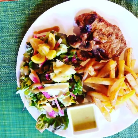 Auberge du Thiollet Отели в г. Брюллиоль