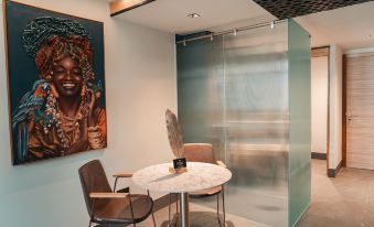 Poem Suites, Las Canteras