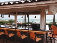 Hampton Inn Jacksonville Beach/Oceanfront Hotels near Engine 15 Brewing Co.