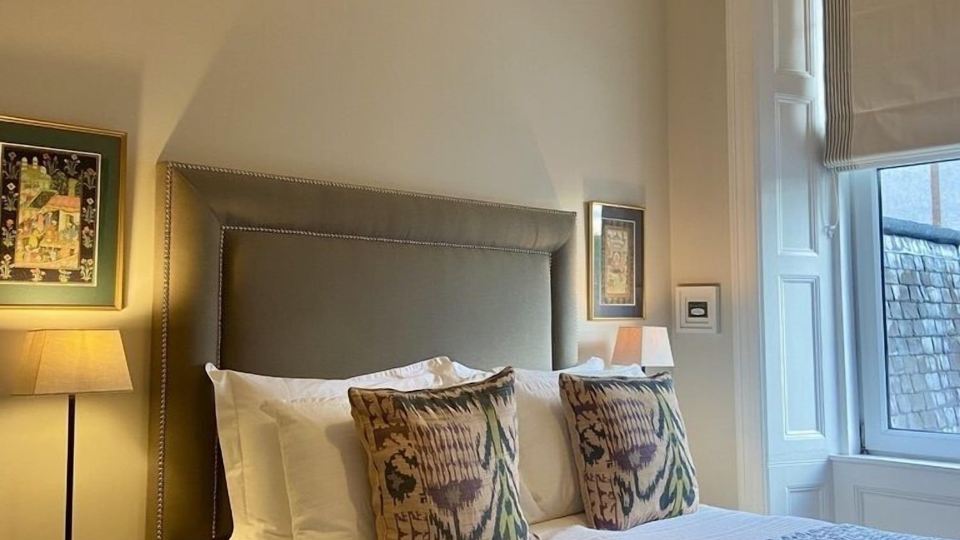 Antler Guest House