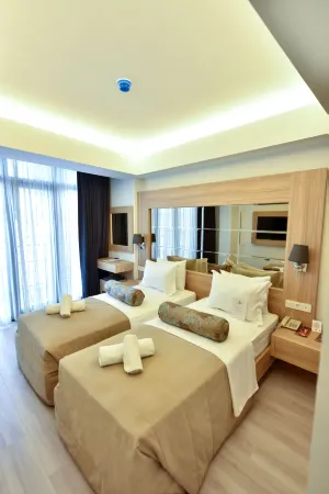 Alesta Midtown Отели в г. Kesikkapi Mahallesi