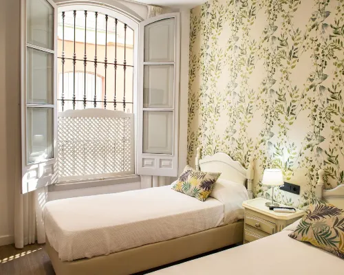 Hostal San Francisco Hotels near Nervión