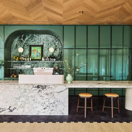 Hotel Henrietta Отели рядом с достопримечательностью «Одубон Парк»