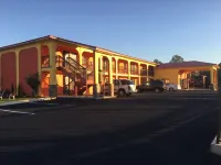Relax Inn McRae Hotels in McRae-Helena