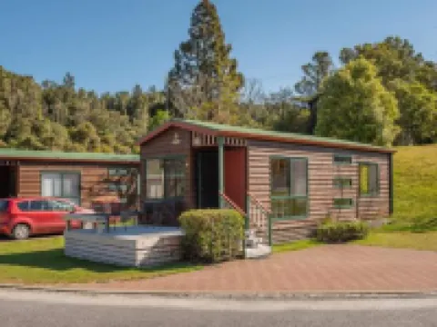 Blue Lake Top 10 Holiday Park