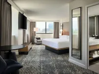 Sheraton Baltimore North Hotel Hotels near OXOXO Gallery
