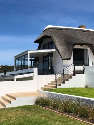 Karee Manor Hotels in der Nähe von Albertinia Handelshuis