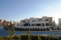 Amphora Hotel & Suites Hotels near Kato Paphos Archaeological Park
