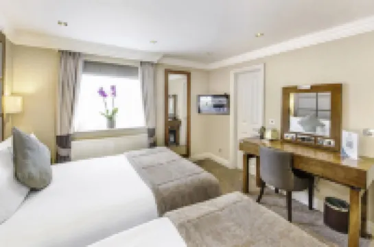 Gem Langham Court Hotel Отели рядом с достопримечательностью «Сент-Джеймс»