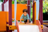 Golden Coast Beach Hotel - Family