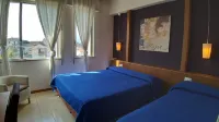 Cavalieri del Tau Hôtels à proximité de : Porta Fiorentina Montecarlo Lucca
