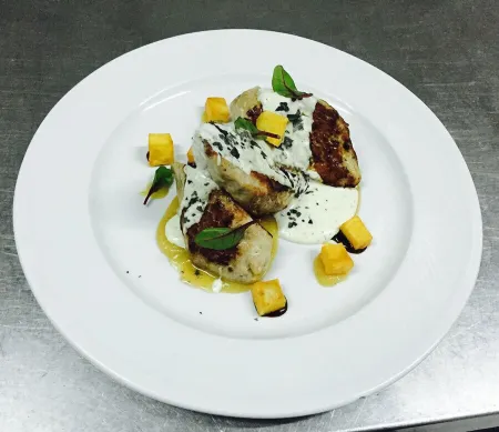 Hostal - Bungalows Camping Cáceres Отели в г. Касерес