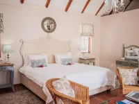 Aan de Oever Guesthouse Hotels in Swellendam