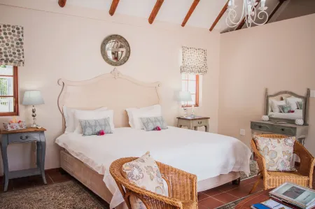 Aan de Oever Guesthouse