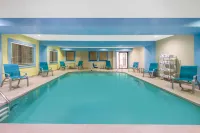 La Quinta Inn & Suites by Wyndham Erie
