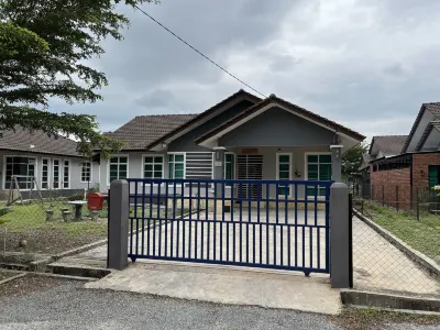 RizQin Homestay Bachok Hotels in 