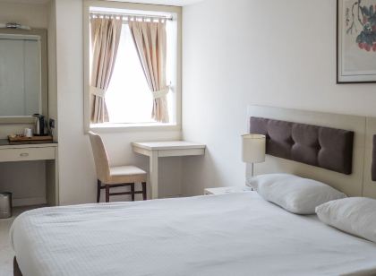 Palm Inn Hotel