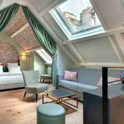 Hôtel Les Rives de Notre-Dame Rooms