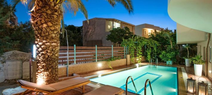 Seafalios-Beach Front Apt Hotels in Galatas