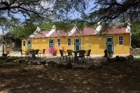 Landhuis Daniel - Plantation House