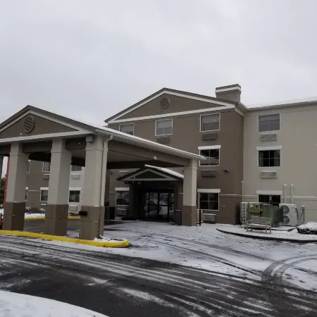 Holiday Inn Express INDIANA by IHG