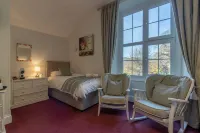 Glyntwrog House