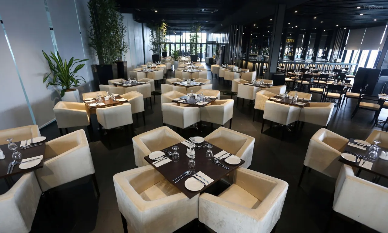 イーシティ ホテル @ ワンシティ(e.City Hotel @ One City)