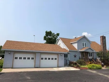 Adoba® Hotel Naubinway Отели в г. Ингейдин