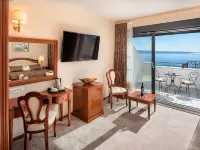 Hotel Cvita โรงแรมใกล้หาด Kasjuni Beach