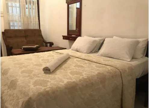 Atozee Airport Villa