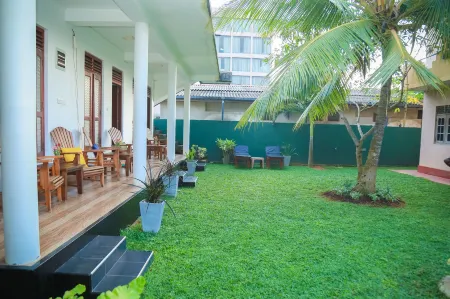 Hasaranga Holiday House