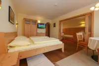 Forellenstube Hotel dekat Loferer Alm Bahn 2