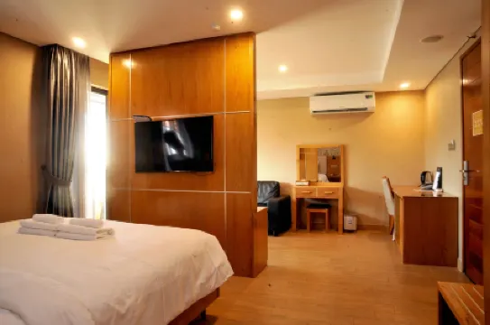 Imperial Saigon Hotel