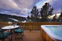 The Arrabelle at Vail Square, a RockResort - Hot Tub
