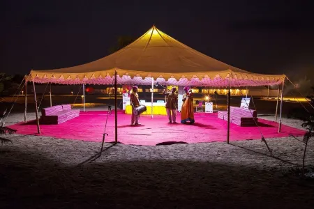 Camp Tapovan Nasik Отели в г. Тримбак