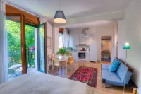 Rita's Garden Hotels in Parabiago