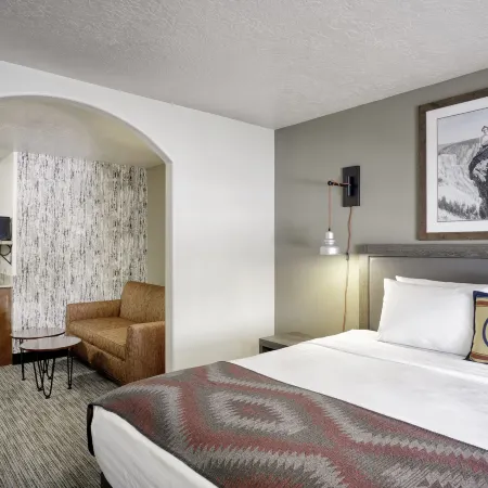 Yellowstone Park Hotel