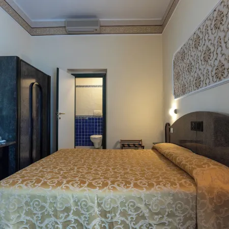 Hotel River Fronte Mare Con Piscina