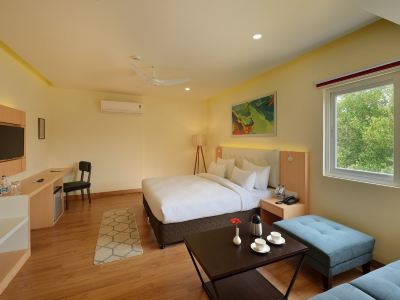 10 Park Street Hotel & Banquets