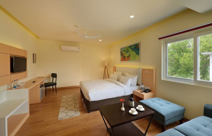 10 Park Street Hotel & Banquets