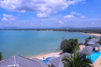 Royale Chulan Cherating Villa Hotels in Balok