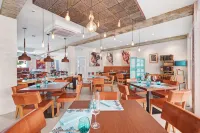 Plaza Santa Ponsa Boutique - Adults Only.