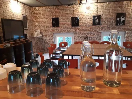 Lomalienne Отели в г. Жее