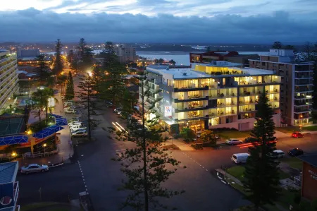 Macquarie Waters Boutique Apartment Hotel