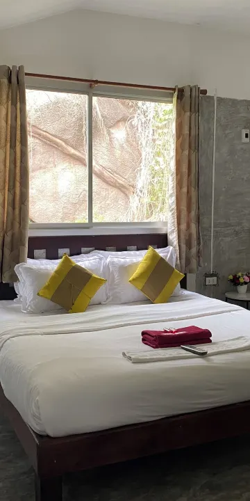 บังกะโลพร้อมระเบียงและวิวทะเล